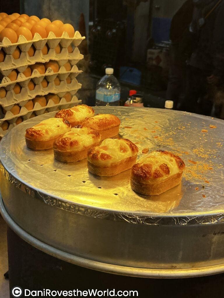 gyeranppang egg bread at myeongdong night market