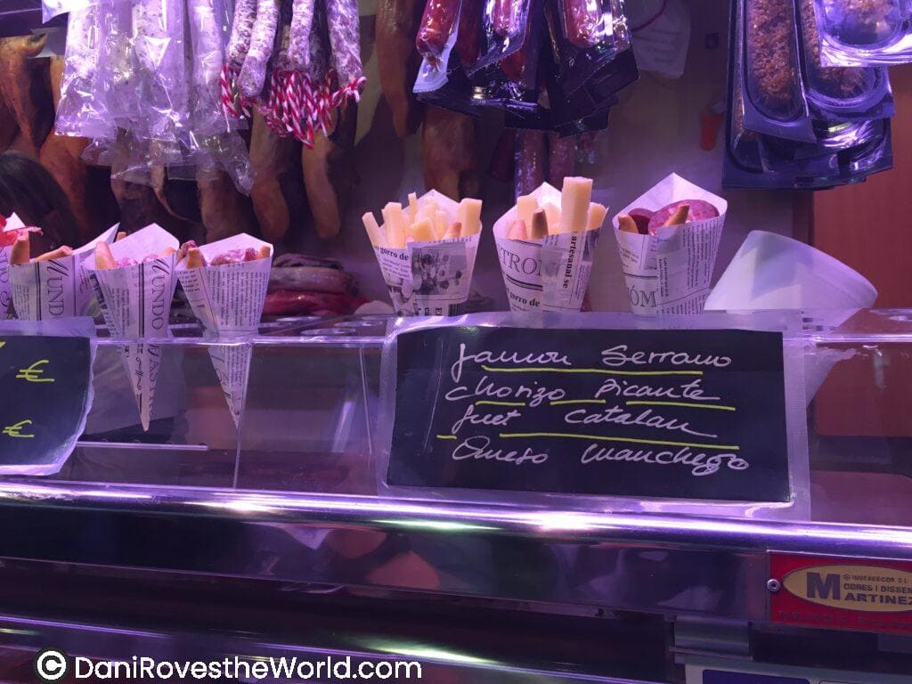 Diving head first into the queso and ham in Barcelona, Spain. They have so many tapas bars around the city it is overwhelming for someone traveling on their own to navigate. Luckily, food tours can help guide us in the right direction and even provide us with recommendations for dinner ideas for the rest of our trip